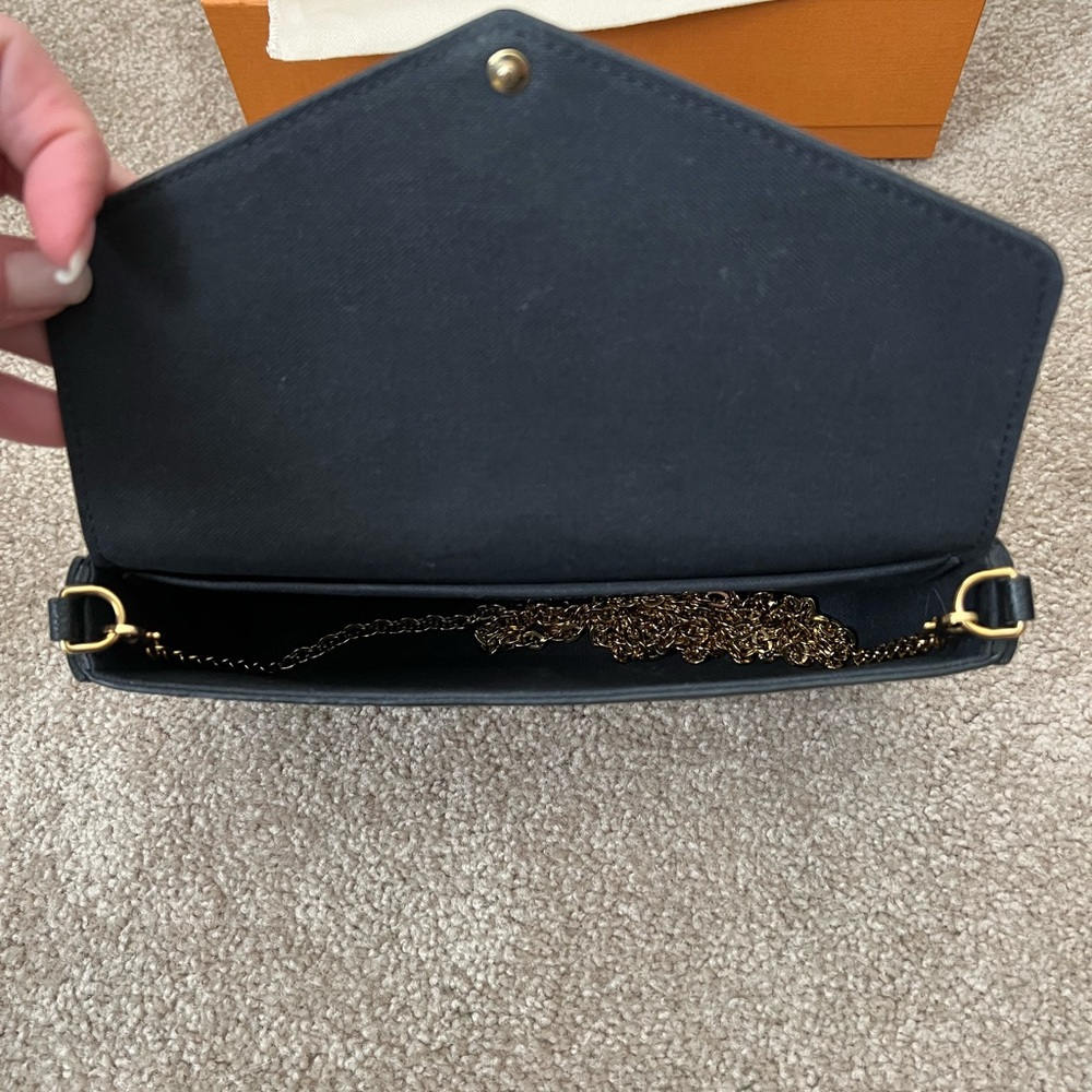 Felicie Pochette Louis Vuitton - Picture 13 of 14
